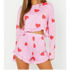 🖤 frilly pink heart pajama set!